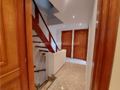 Casa de 3 alcobas en venta en Itagui, Itagüí, 213 m² · foto 10 de 20