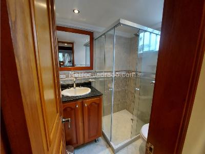 Casa de 3 alcobas en venta en Itagui, Itagüí, 213 m² · foto 17 de 20