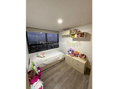 Apartamento de 3 alcobas en venta en Altos Del Poblado, Medellín, 88 m² · foto 4 de 20