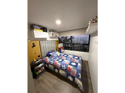 Apartamento de 3 alcobas en venta en Altos Del Poblado, Medellín, 88 m² · foto 5 de 20