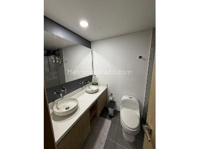 Apartamento de 3 alcobas en venta en Altos Del Poblado, Medellín, 88 m² · foto 8 de 20