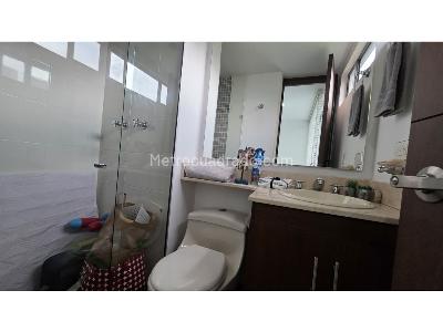 Apartamento de 3 alcobas en venta en Loma Del Chocho, Envigado, 126 m² · foto 16 de 17
