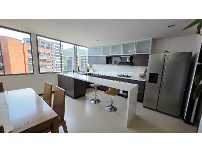 Apartamento en venta en Altos Del Poblado, Medellín · foto 13 de 20