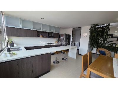 Apartamento en venta en Altos Del Poblado, Medellín · foto 14 de 20