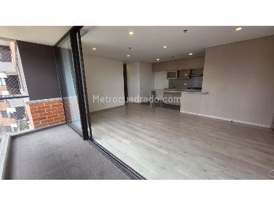 Apartamento de 3 alcobas en venta en Altos Del Poblado, Medellín, 90 m² · foto 3 de 20