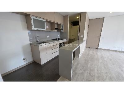 Apartamento de 3 alcobas en venta en Altos Del Poblado, Medellín, 90 m² · foto 5 de 20