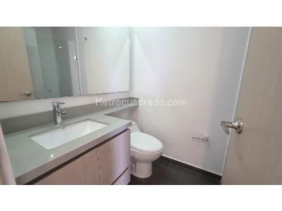 Apartamento de 3 alcobas en venta en Altos Del Poblado, Medellín, 90 m² · foto 12 de 20