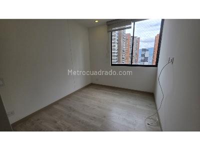 Apartamento de 3 alcobas en venta en Altos Del Poblado, Medellín, 90 m² · foto 16 de 20
