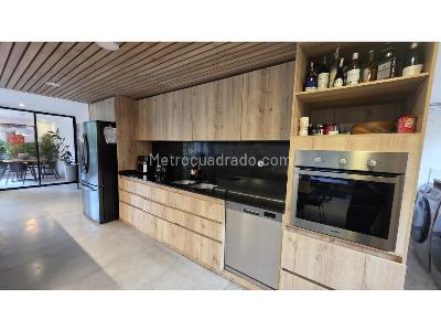 Apartamento de 3 alcobas en venta en El Poblado Los Gonzales, Medellín, 204 m² · foto 5 de 20