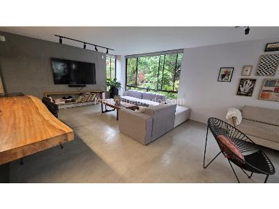 Apartamento de 3 alcobas en venta en El Poblado Los Gonzales, Medellín, 204 m² · foto 9 de 20