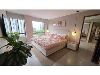 Apartamento de 3 alcobas en venta en El Poblado Los Gonzales, Medellín, 204 m² · foto 15 de 20