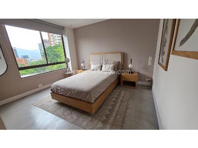 Apartamento de 3 alcobas en venta en El Poblado Los Gonzales, Medellín, 204 m² · foto 18 de 20