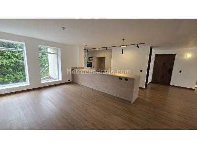 Apartamento de 3 alcobas en venta en Milla De Oro, Medellín, 205 m² · foto 6 de 20
