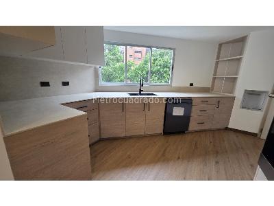 Apartamento de 3 alcobas en venta en Milla De Oro, Medellín, 205 m² · foto 8 de 20