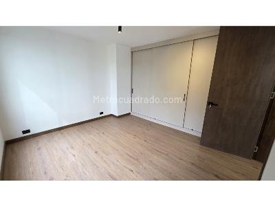 Apartamento de 3 alcobas en venta en Milla De Oro, Medellín, 205 m² · foto 15 de 20