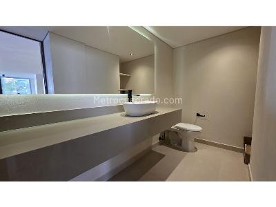 Apartamento de 3 alcobas en venta en Milla De Oro, Medellín, 205 m² · foto 18 de 20