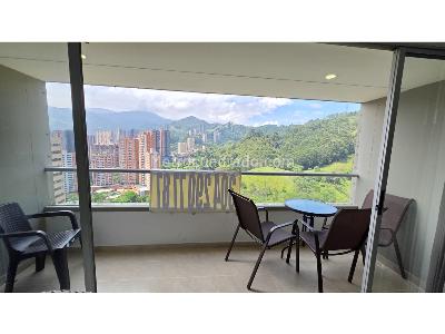 Apartamento de 3 alcobas en venta en Tres Esquinas, Sabaneta, 87 m² · foto 2 de 20