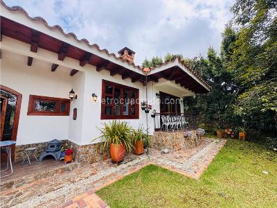 Casa de 2 alcobas en venta en El Escobero, Envigado · foto 2 de 20
