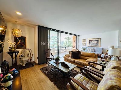 Apartamento de 3 alcobas en venta en Los Parra, Medellín, 154 m² · foto 3 de 20