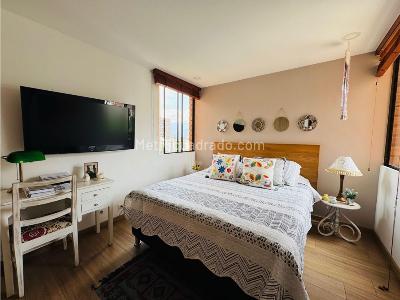 Apartamento de 3 alcobas en venta en Los Parra, Medellín, 154 m² · foto 17 de 20