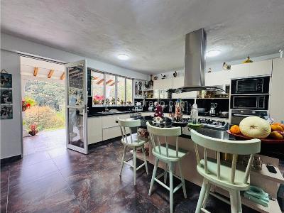 Casa de 4 alcobas en venta en El Escobero, Envigado · foto 17 de 20