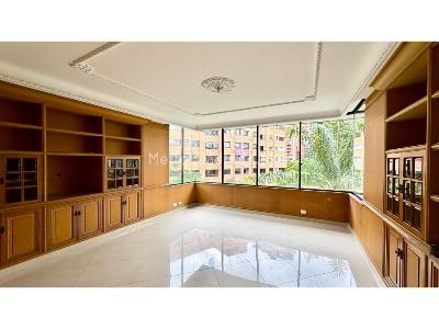 Apartamento de 4 alcobas en venta en Poblado Milla De Oro, Medellín, 260 m² · foto 6 de 11