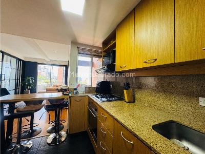 Apartaestudio en venta en Castropol, Medellín, 59 m² · foto 5 de 12