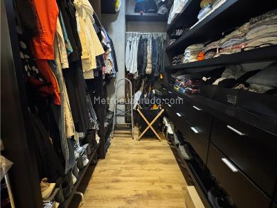 Apartamento de 1 alcoba en venta en El Poblado Provenza, Medellín, 128 m² · foto 11 de 14