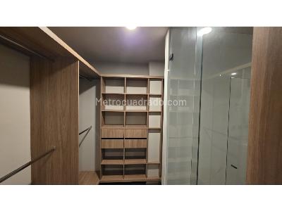 Apartamento en venta en Altos Del Poblado, Medellín · foto 13 de 17