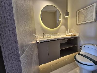 Apartamento de 3 alcobas en venta en Poblado Los Balsos, Medellín, 132 m² · foto 10 de 20