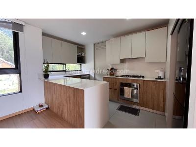 Apartamento de 3 alcobas en venta en Poblado Cola Del Zorro, Medellín, 171 m² · foto 6 de 19