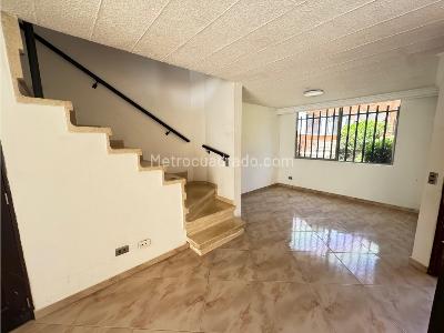 Casa de 3 alcobas en venta en El Trianon, Envigado, 80 m² · foto 5 de 20