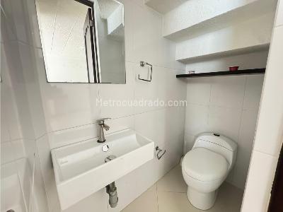 Casa de 3 alcobas en venta en El Trianon, Envigado, 80 m² · foto 14 de 20