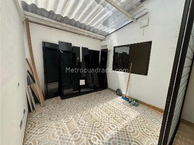 Casa de 3 alcobas en venta en El Trianon, Envigado, 80 m² · foto 15 de 20