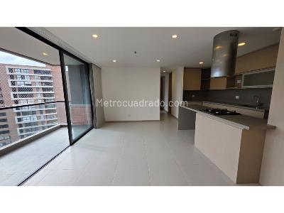 Apartamento de 2 alcobas en venta en Altos Del Poblado, Medellín, 89 m² · foto 2 de 20