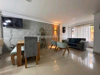 Apartamento de 3 alcobas en venta en Laureles, Medellín, 152 m² · foto 3 de 18