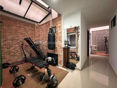 Apartamento de 3 alcobas en venta en Laureles, Medellín, 152 m² · foto 11 de 18