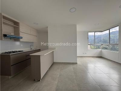 Apartamento de 3 alcobas en venta en Sabaneta, Sabaneta, 77 m² · foto 5 de 20