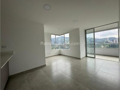 Apartamento de 3 alcobas en venta en Sabaneta, Sabaneta, 77 m² · foto 9 de 20