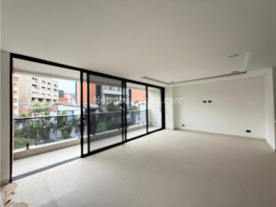 Apartamento de 3 alcobas en venta en Laureles, Medellín, 115 m² · foto 4 de 13