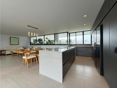 Apartamento de 4 alcobas en venta en El Poblado El Tesoro, Medellín, 230 m² · foto 6 de 20