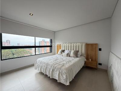 Apartamento de 4 alcobas en venta en El Poblado El Tesoro, Medellín, 230 m² · foto 14 de 20
