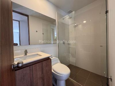 Apartamento de 2 alcobas en venta en Altos Del Trianon, Envigado, 65 m² · foto 12 de 15