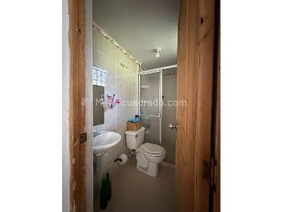 Apartamento de 3 alcobas en venta en La Floresta, Medellín, 56 m² · foto 14 de 20