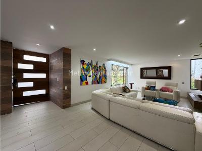 Casa de 5 alcobas en venta en Sur, Medellín, 643 m² · foto 2 de 20