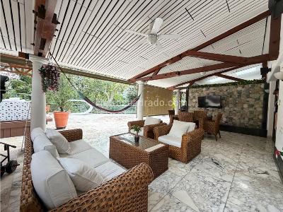 Casa de 5 alcobas en venta en Sur, Medellín, 643 m² · foto 16 de 20