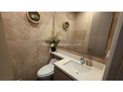 Apartamento de 3 alcobas en venta en Poblado Altos Del Poblado, Medellín, 122 m² · foto 19 de 20