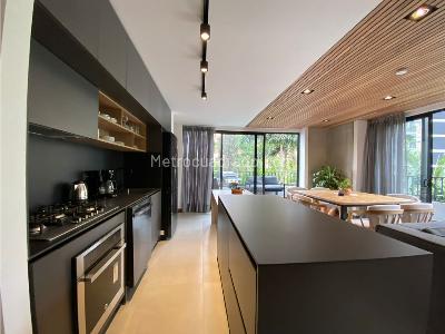 Apartamento de 2 alcobas en venta en Poblado Milla De Oro, Medellín, 112 m² · foto 5 de 20
