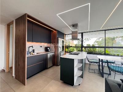 Apartamento de 2 alcobas en venta en Las Palmas, Medellín, 135 m² · foto 6 de 20