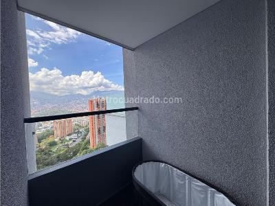 Apartamento de 2 alcobas en venta en Las Palmas, Medellín, 135 m² · foto 13 de 20